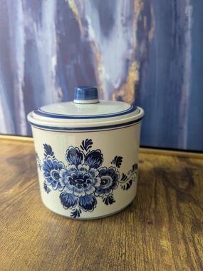 Vintage Delft Blue Holland Handwork Canister Jar w/ Lid - Windmill & Floral FG
